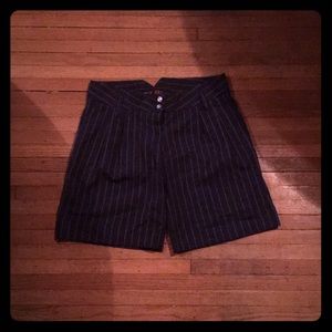 Boyfriend Short